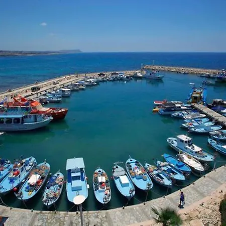 Posidonas 2 Minute Walk To Kalamies Beach 127